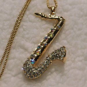 Sax Pendant with chain